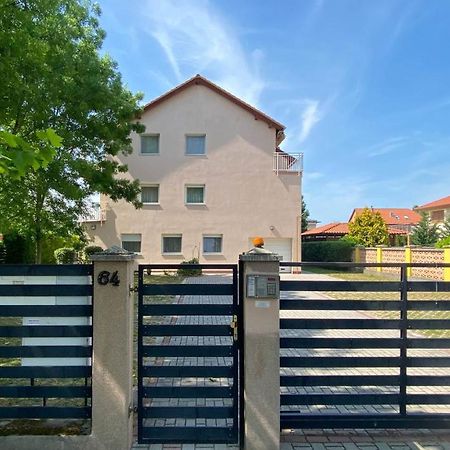 Aranypart Apartman Lejlighed Siófok Eksteriør billede