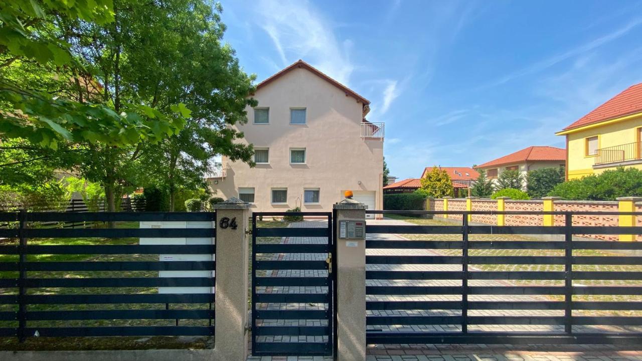 Aranypart Apartman Lejlighed Siófok Eksteriør billede