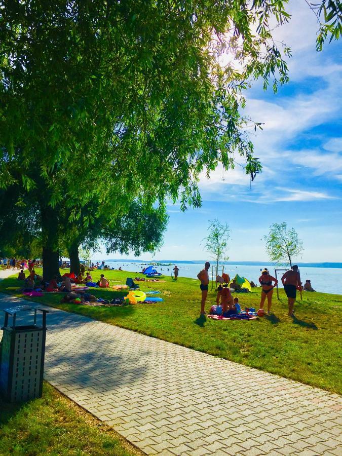 Aranypart Apartman Lejlighed Siófok Eksteriør billede
