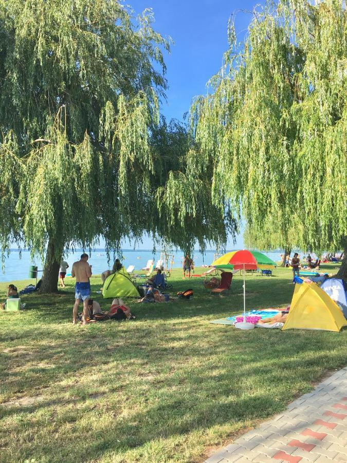 Aranypart Apartman Lejlighed Siófok Eksteriør billede